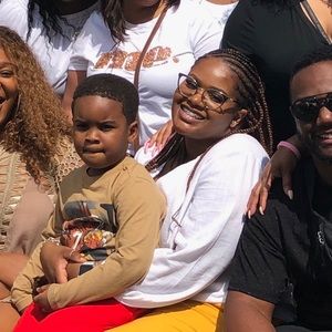 Meet your Posher, Desire'